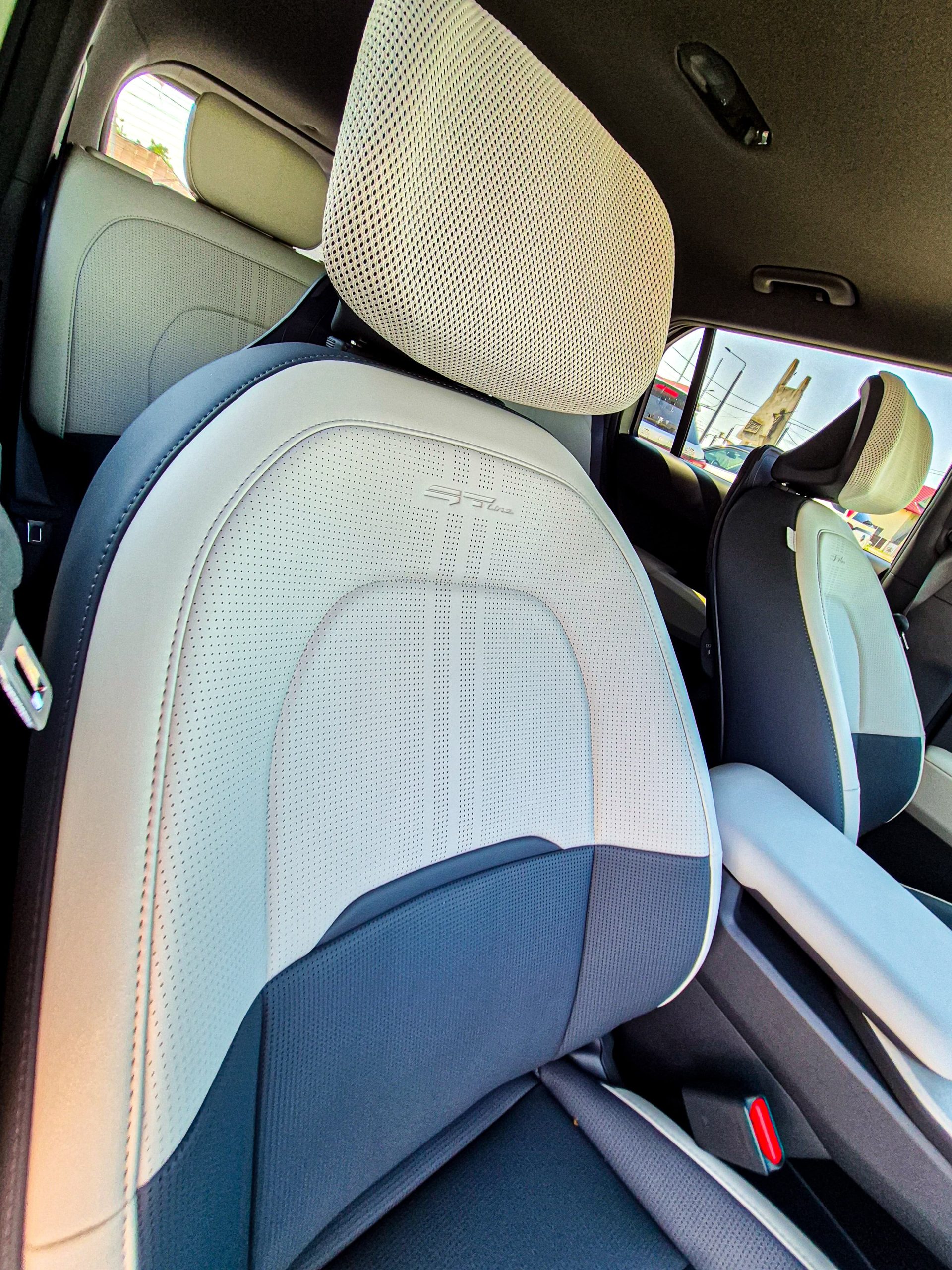 Kia EV3 14