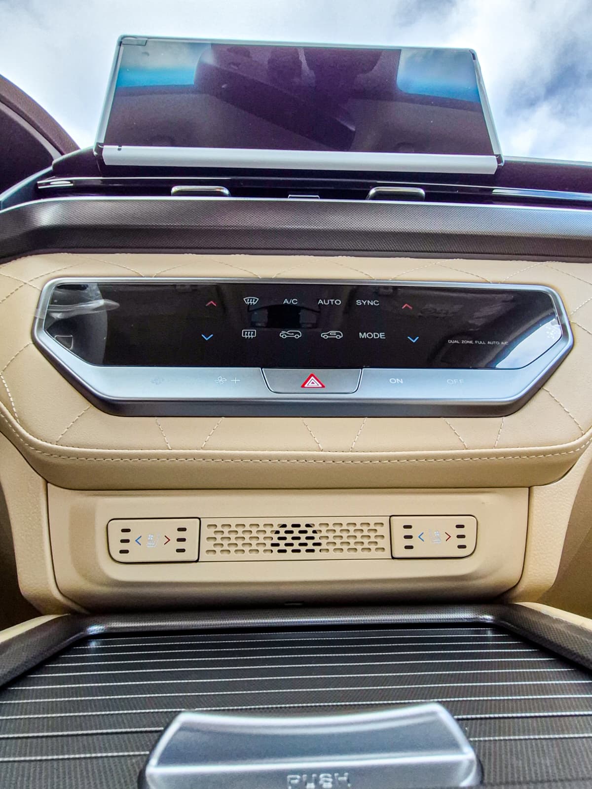 KGM REXTON 11